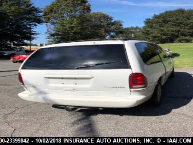 1C4GP64L6TB220611 - 1996 CHRYSLER TOWN & COUNTRY LXI WHITE photo 4