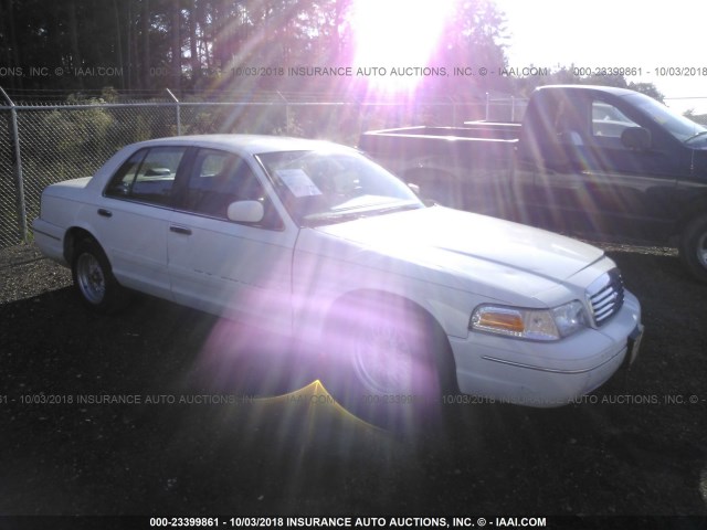 2FAFP74W31X202692 - 2001 FORD CROWN VICTORIA LX WHITE photo 1