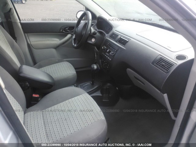 1FAFP34N47W297171 - 2007 FORD FOCUS ZX4/S/SE/SES 银色 照片 5