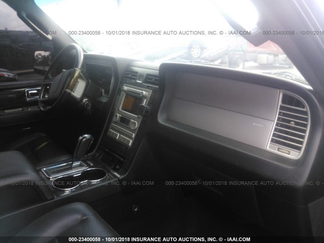 5LMJJ3H52AEJ01475 - 2010 LINCOLN NAVIGATOR L 黑色 照片 5