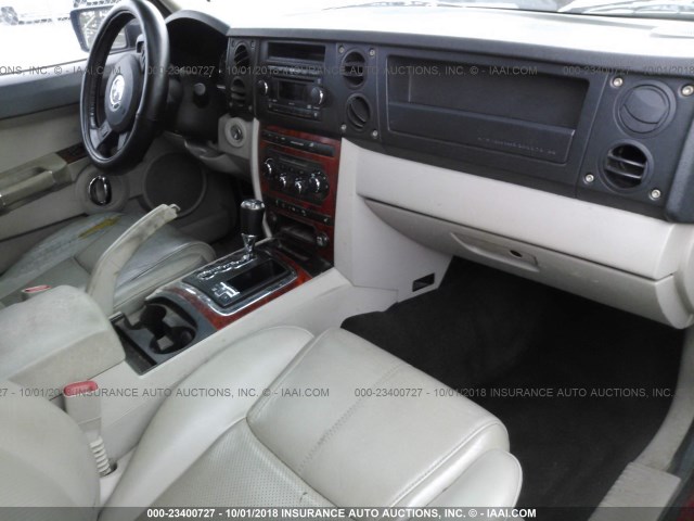 1J8HG58N46C253088 - 2006 JEEP COMMANDER LIMITED RED photo 5