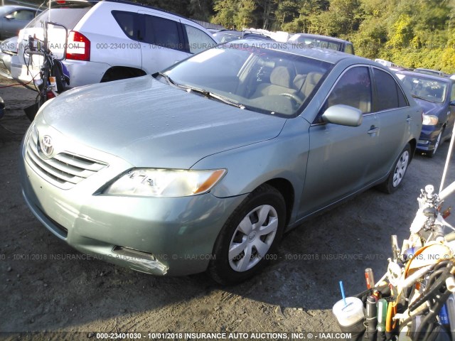 4T1BE46K07U704742 - 2007 TOYOTA CAMRY NEW GENERAT CE/LE/XLE/SE GREEN photo 2