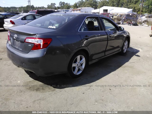 4T1BF1FK8CU017384 - 2012 TOYOTA CAMRY SE/LE/XLE 灰色 照片 4