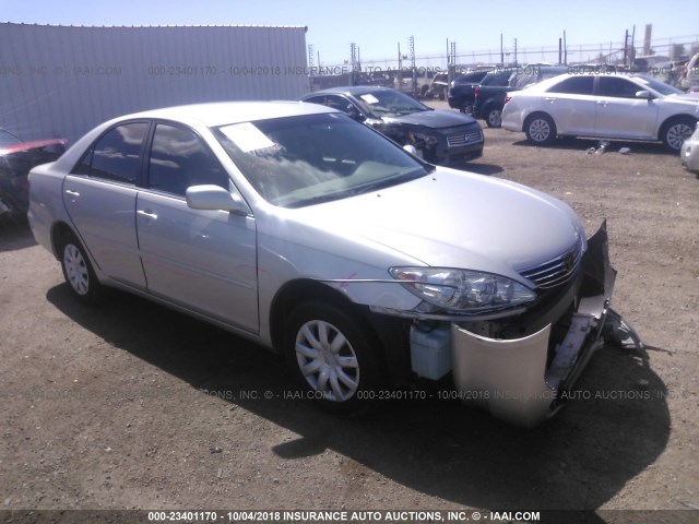 4T1BE32K15U941527 - 2005 TOYOTA CAMRY LE/XLE/SE Күміс фото 1