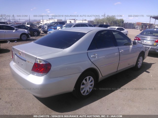 4T1BE32K15U941527 - 2005 TOYOTA CAMRY LE/XLE/SE Күміс фото 4