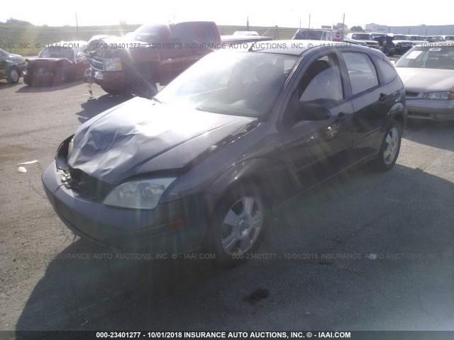 1FAHP37N67W331583 - 2007 FORD FOCUS ZX5/S/SE/SES 灰色 照片 2