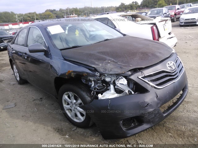 4T1BF3EK9BU224152 - 2011 TOYOTA CAMRY SE/LE/XLE GRAY photo 1