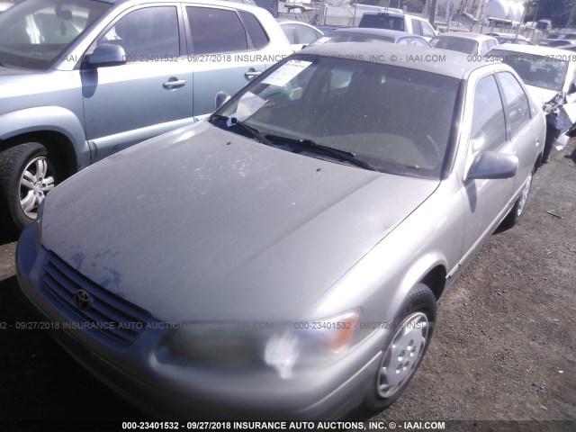 JT2BG22K6W0146788 - 1998 TOYOTA CAMRY CE/LE/XLE 灰色 照片 2
