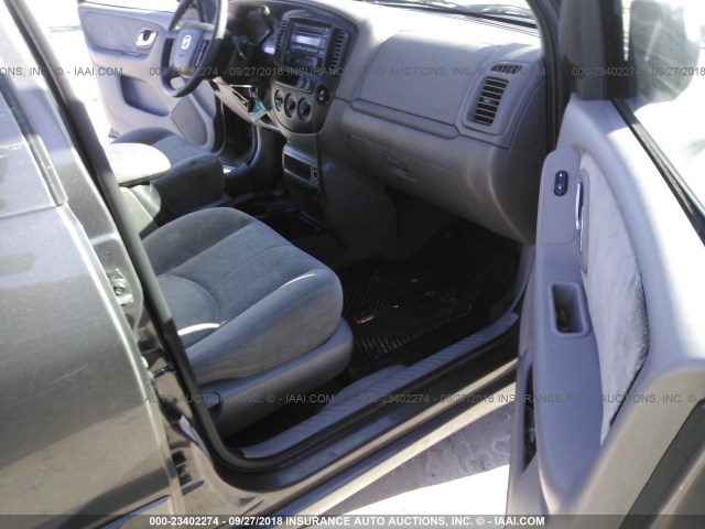 4F2CU08112KM43084 - 2002 MAZDA TRIBUTE LX/ES 灰色 照片 5