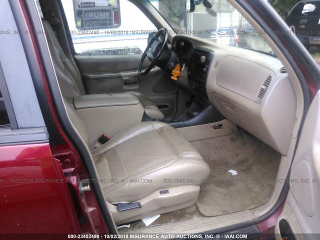 4M2ZU55P3WUJ12303 - 1998 MERCURY MOUNTAINEER  RED photo 5