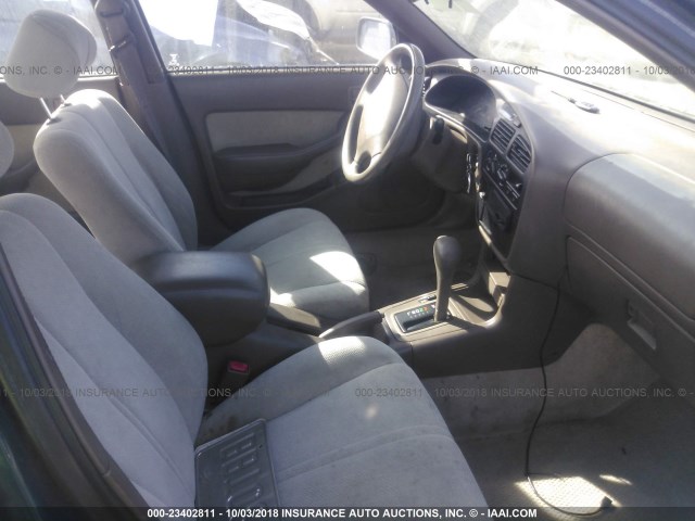 4T1BG12K3TU681787 - 1996 TOYOTA CAMRY DX/LE/XLE GREEN photo 5