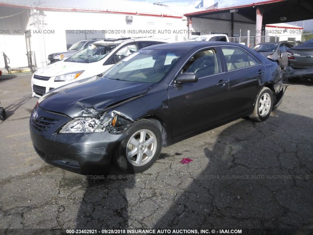 4T1BE46K37U070567 - 2007 TOYOTA CAMRY NEW GENERAT CE/LE/XLE/SE GRAY photo 2