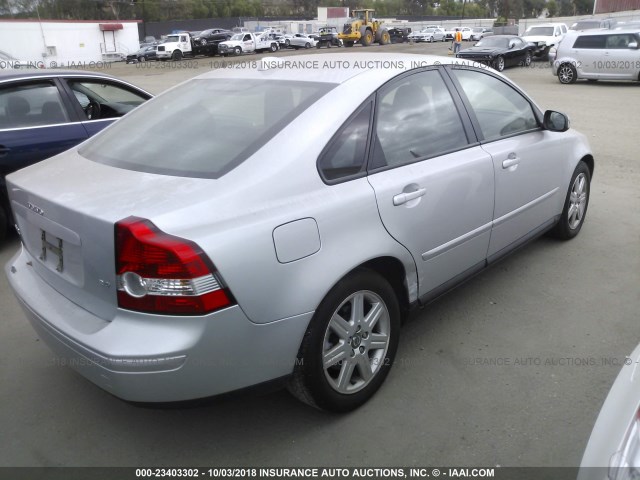 YV1MS390572264565 - 2007 VOLVO S40 2.4I SILVER photo 4