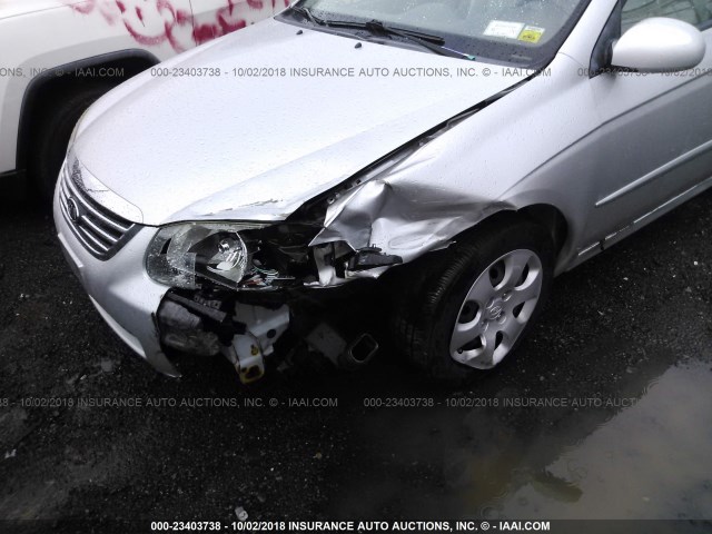 KNAFE222295604572 - 2009 KIA SPECTRA EX/LX/SX SILVER photo 6