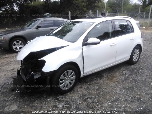 WVWDA7AJ1BW109016 - 2011 VOLKSWAGEN GOLF 白色 照片 2