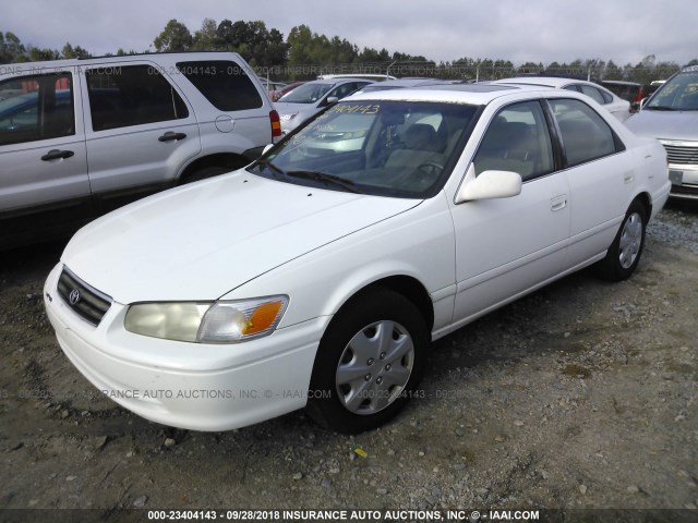 4T1BF22K0YU941014 - 2000 TOYOTA CAMRY LE/XLE 白色 照片 2