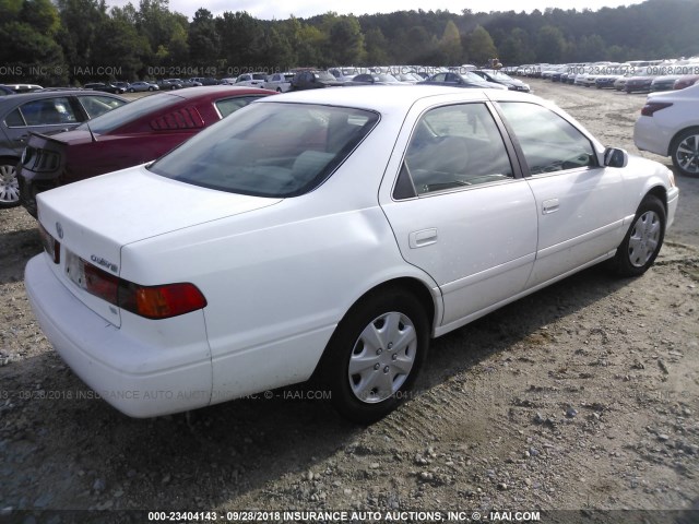 4T1BF22K0YU941014 - 2000 TOYOTA CAMRY LE/XLE 白色 照片 4