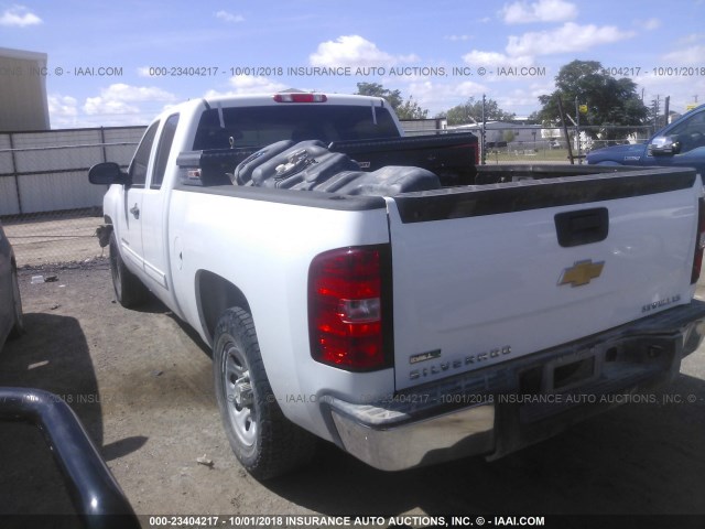 1GCRCREA8CZ262661 - 2012 CHEVROLET SILVERADO C1500  LS WHITE photo 3