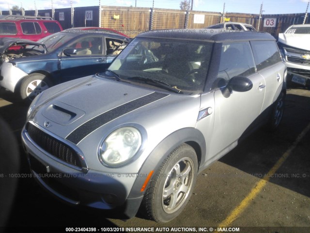 WMWMM33529TP74046 - 2009 MINI COOPER S CLUBMAN SILVER photo 2