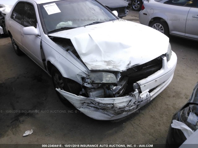 4T1BG22K91U822736 - 2001 TOYOTA CAMRY CE/LE/XLE 白色 照片 6