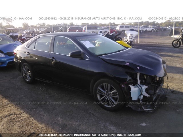 4T1BF1FKXFU922505 - 2015 TOYOTA CAMRY LE/XLE/SE/XSE 黑色 照片 1