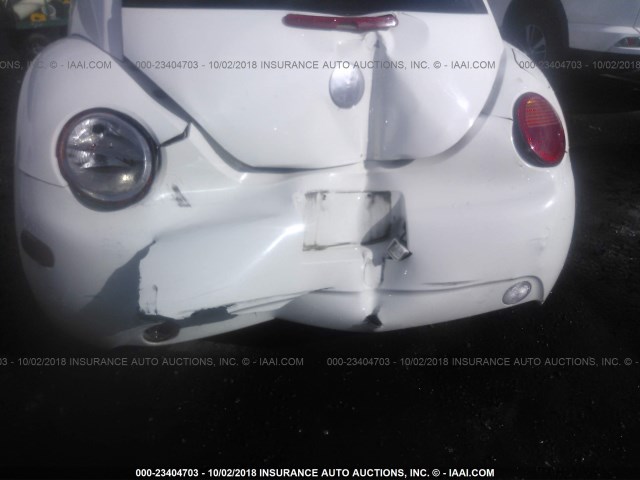 3VWBK31C65M404791 - 2005 VOLKSWAGEN NEW BEETLE GL 白色 照片 6