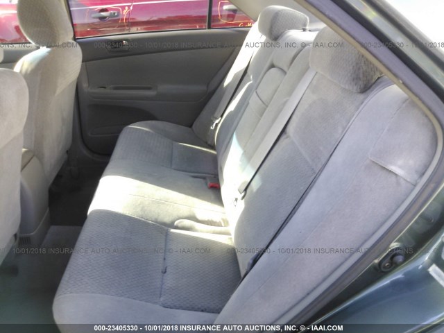 JTDBE32K420113026 - 2002 TOYOTA CAMRY LE/XLE/SE Жасыл фото 8