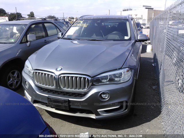 5UXKS4C51E0C07068 - 2014 BMW X5 XDRIVE35D GRAY photo 6