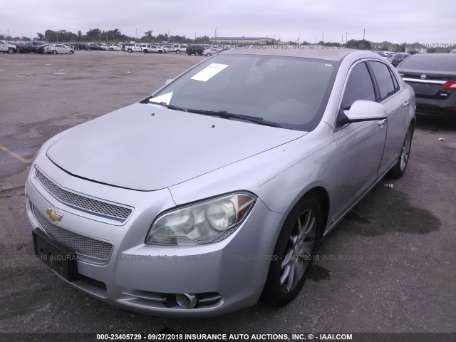 1G1ZK57B69F192730 - 2009 CHEVROLET MALIBU LTZ 银色 照片 2