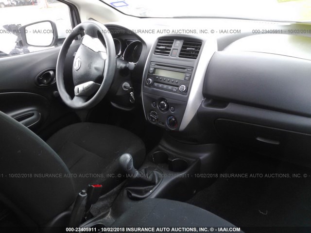3N1CE2CP7FL370993 - 2015 NISSAN VERSA NOTE S/S PLUS/SV/SL/SR SILVER photo 5