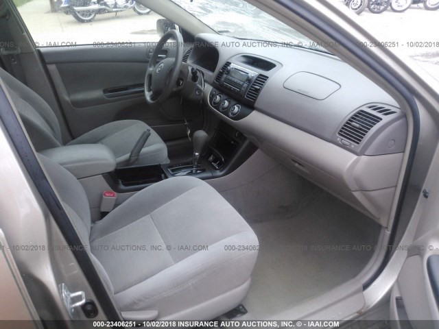 4T1BE32K46U141418 - 2006 TOYOTA CAMRY LE/XLE/SE Алтын фото 5