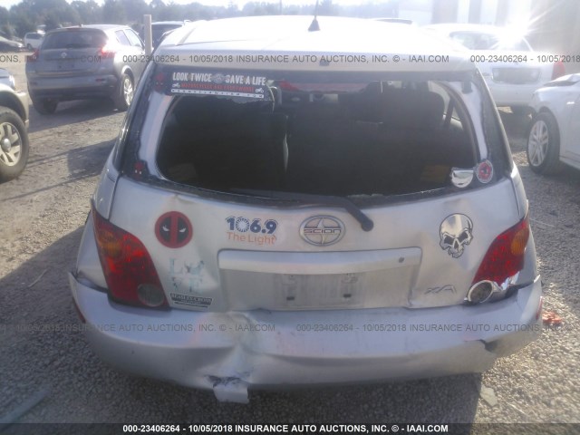 JTKKT624650105886 - 2005 TOYOTA SCION XA ვერცხლისფერი ფოტო 6