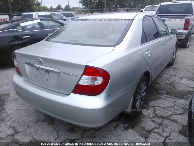 4T1BE30K13U126809 - 2003 TOYOTA CAMRY LE/XLE/SE Күміс фото 4