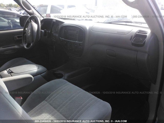 5TBRT341X4S447143 - 2004 TOYOTA TUNDRA ACCESS CAB SR5 GRAY photo 5