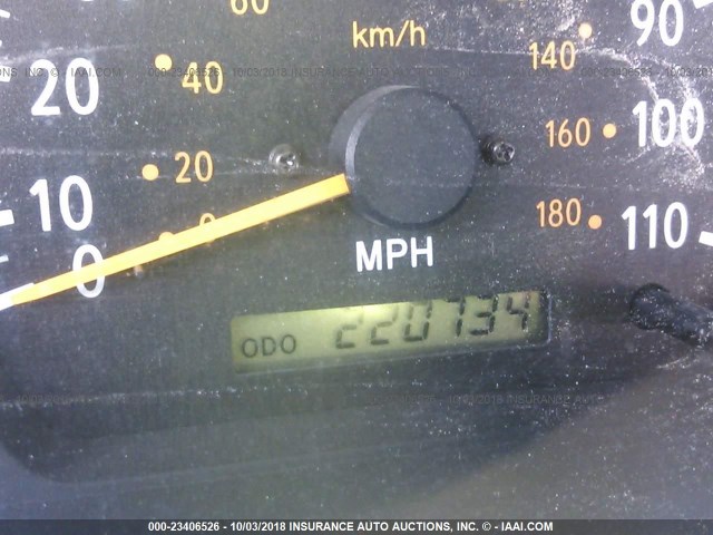 5TBRT341X4S447143 - 2004 TOYOTA TUNDRA ACCESS CAB SR5 GRAY photo 7