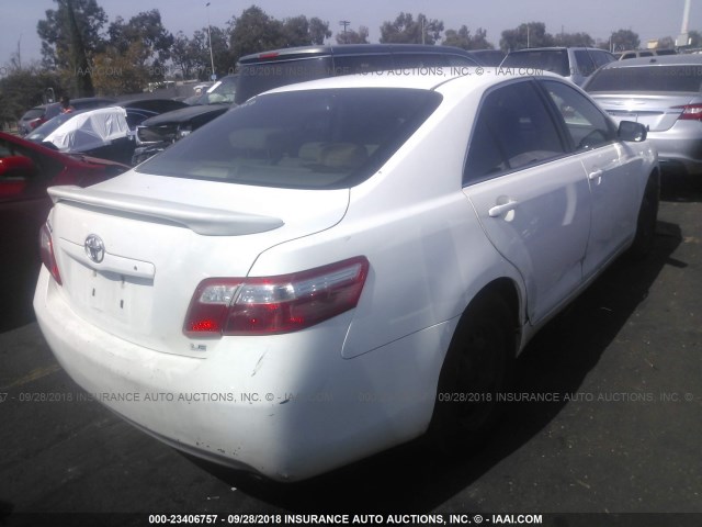4T1BE46K09U812930 - 2009 TOYOTA CAMRY SE/LE/XLE თეთრი ფოტო 4
