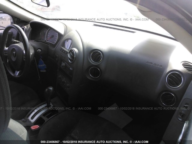 2G2WP552261127444 - 2006 PONTIAC GRAND PRIX SILVER photo 5