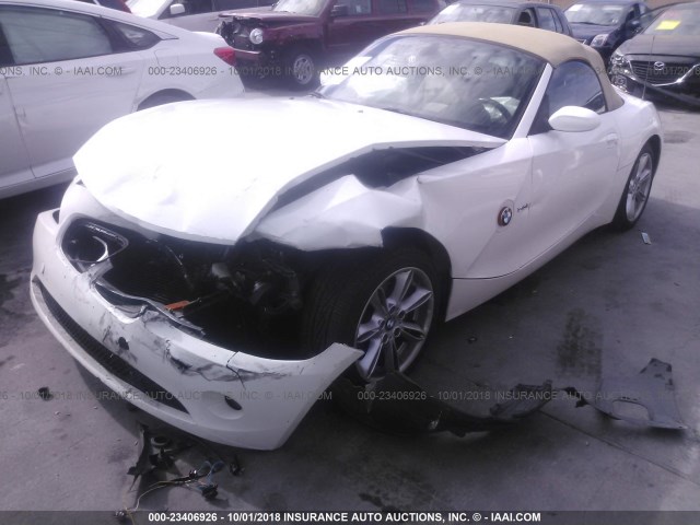 4USBT534X3LU04884 - 2003 BMW Z4 3.0 WHITE photo 2