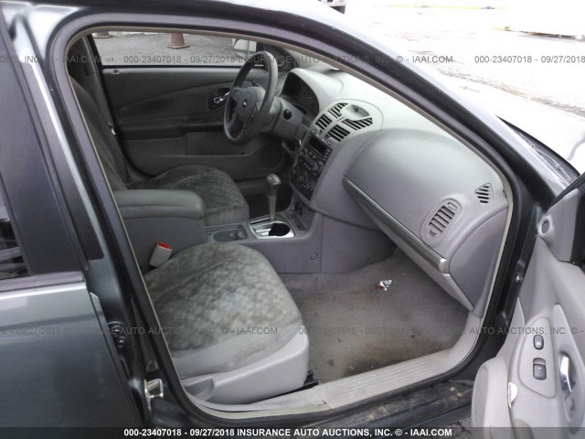 1G1ZT54855F110308 - 2005 CHEVROLET MALIBU LS GRAY photo 5