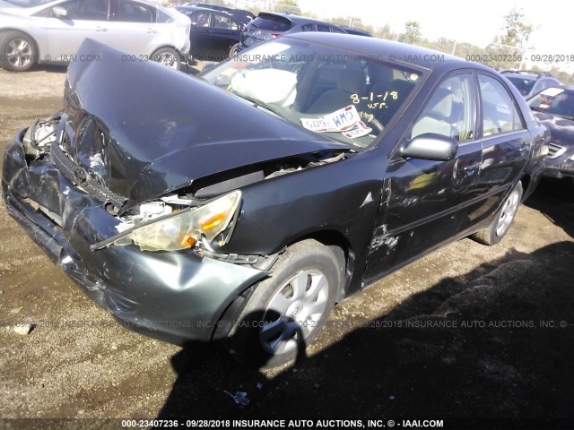 4T1BE32K03U735306 - 2003 TOYOTA CAMRY LE/XLE/SE GRAY photo 2