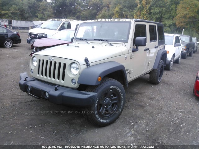 1C4BJWDG1JL835749 - 2018 JEEP WRANGLER UNLIMITE SPORT CREAM photo 2