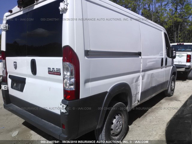 3C6TRVAG6JE104875 - 2018 RAM PROMASTER 1500 1500 STANDARD WHITE photo 4