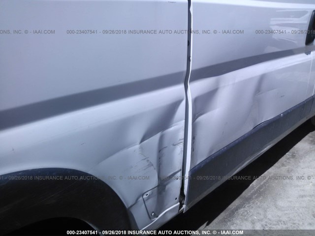 3C6TRVAG6JE104875 - 2018 RAM PROMASTER 1500 1500 STANDARD WHITE photo 6