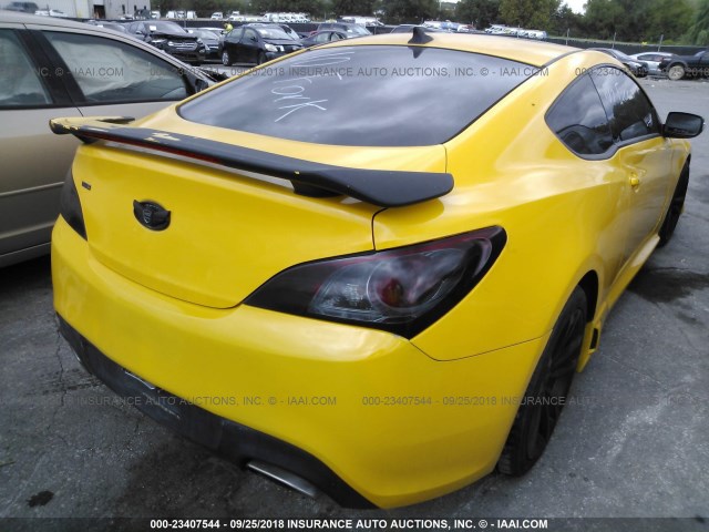 KMHHU6KH9BU043627 - 2011 HYUNDAI GENESIS COUPE  YELLOW photo 4