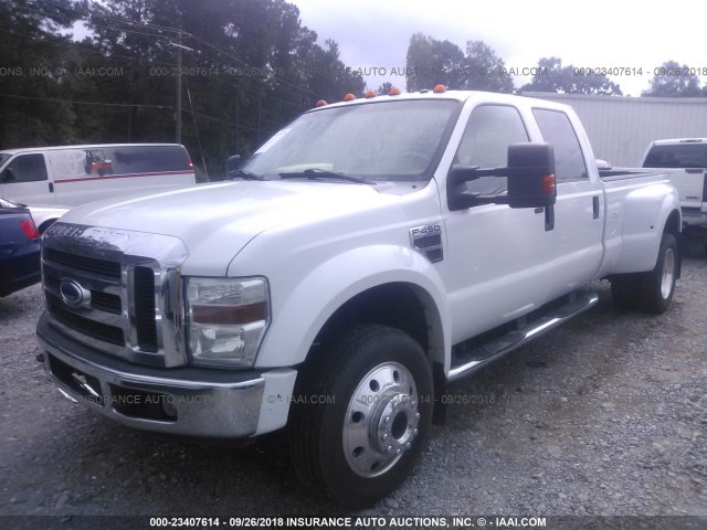 1FTXW43R28EB45277 - 2008 FORD F450 SUPER DUTY WHITE photo 2