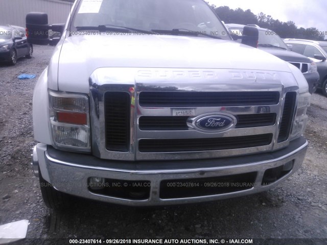 1FTXW43R28EB45277 - 2008 FORD F450 SUPER DUTY WHITE photo 6