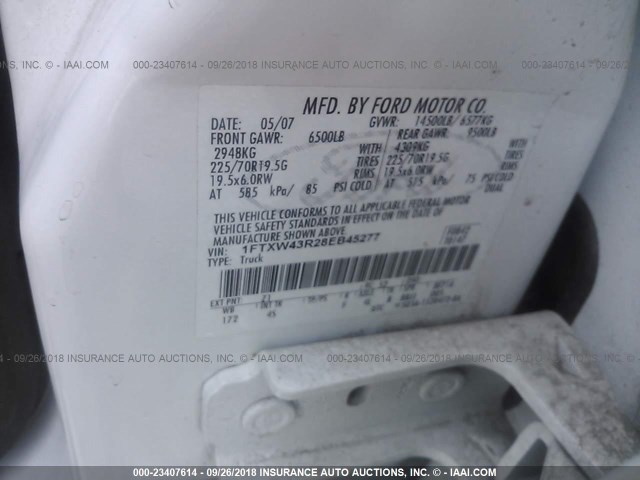 1FTXW43R28EB45277 - 2008 FORD F450 SUPER DUTY WHITE photo 9