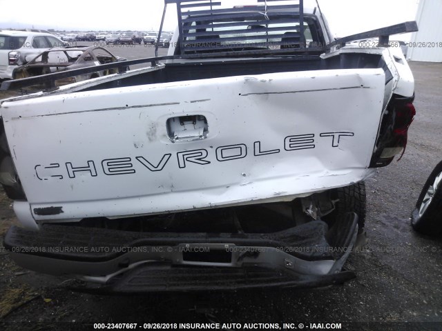 1GCGC24U54Z160102 - 2004 CHEVROLET SILVERADO C2500 WHITE photo 6