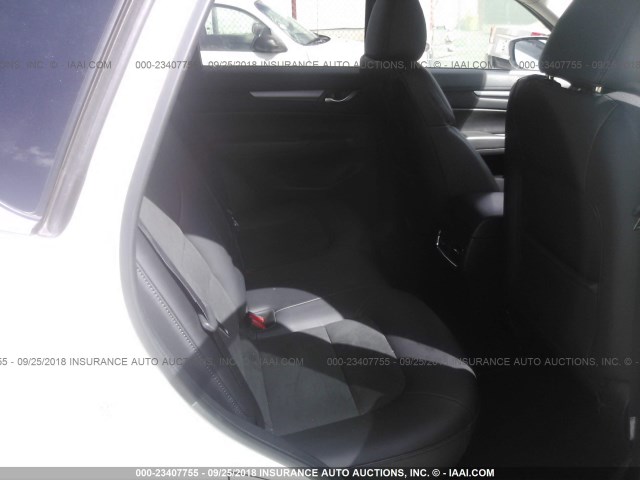 JM3KFACM6J1326934 - 2018 MAZDA CX-5 TOURING WHITE photo 8