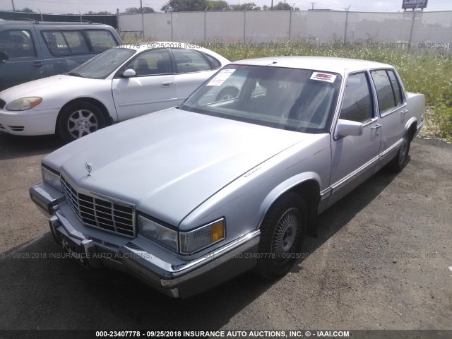 1G6CD53B4P4254196 - 1993 CADILLAC DEVILLE SILVER photo 2